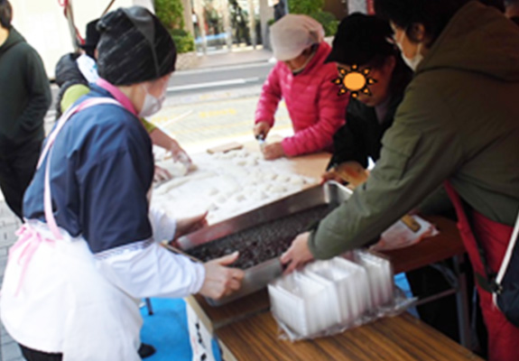 写真：農工大通り商店街「餅つき大会」に参加させていただきました！